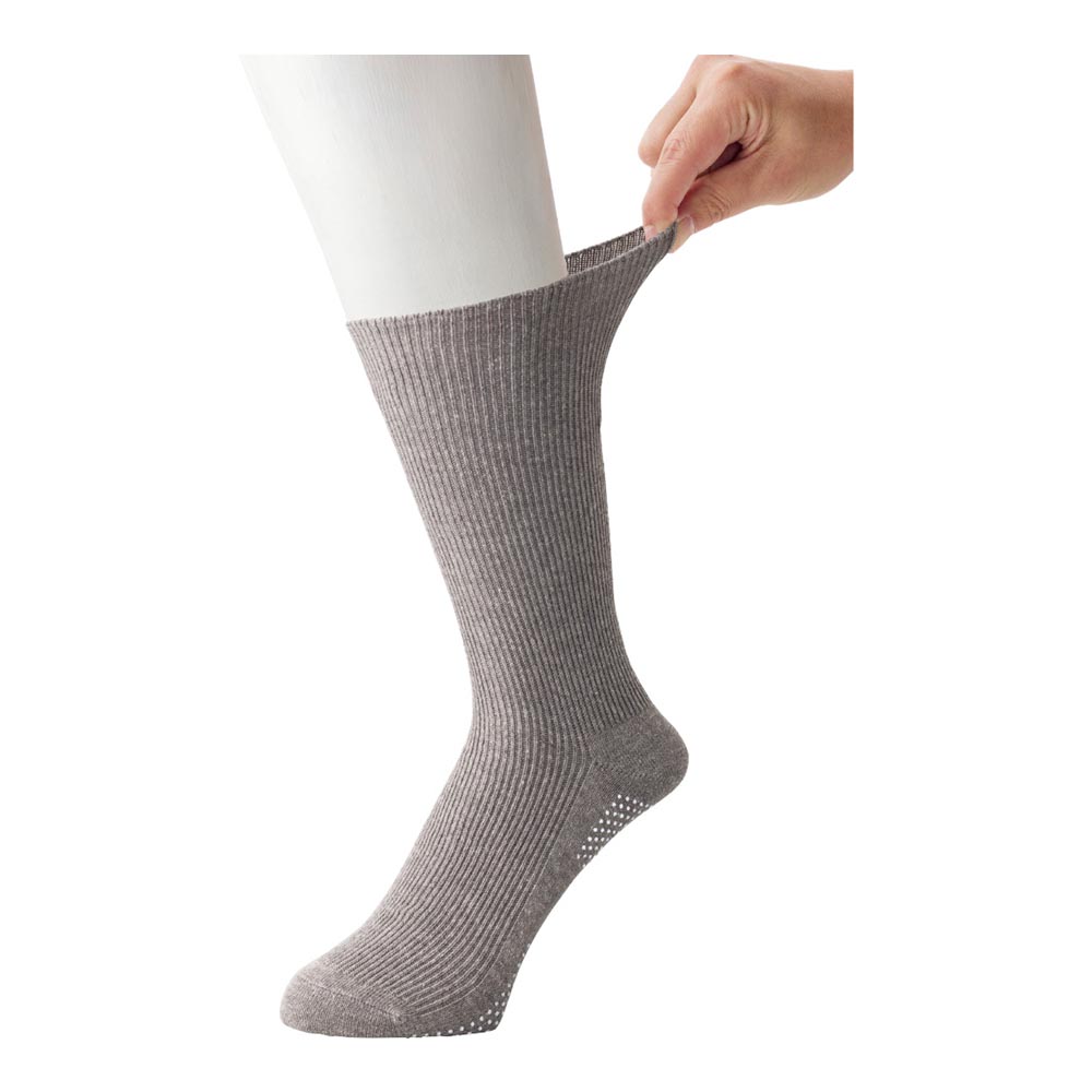 グレー