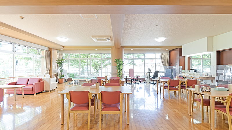 デイサービス施設の食堂全景