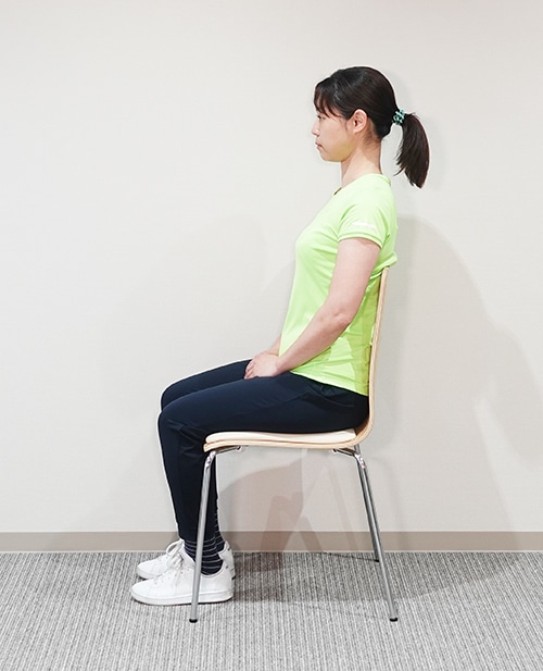 腰痛を軽減する椅子の座り方