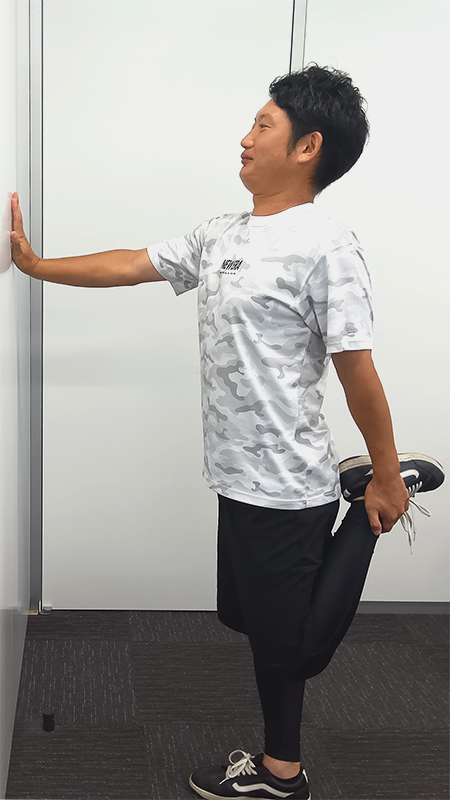 太もものストレッチ5